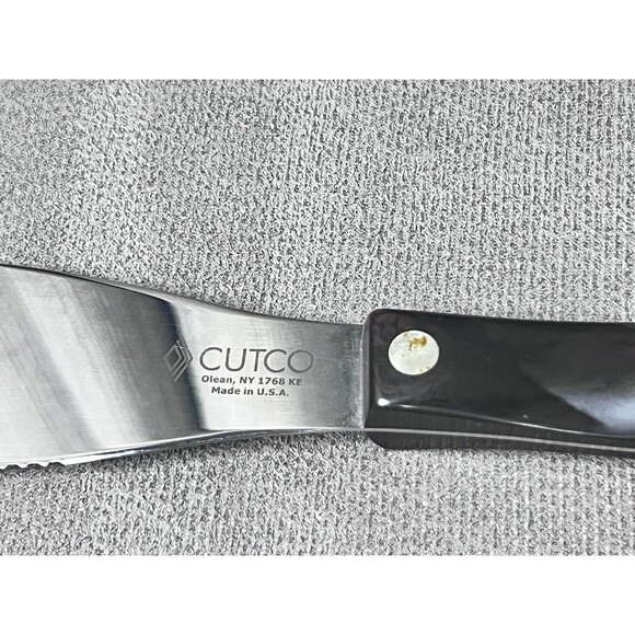 CUTCO # 1768 Spatula Spreader Serrated Marbled Handle 5 Inch Utensil - Picture 4 of 9